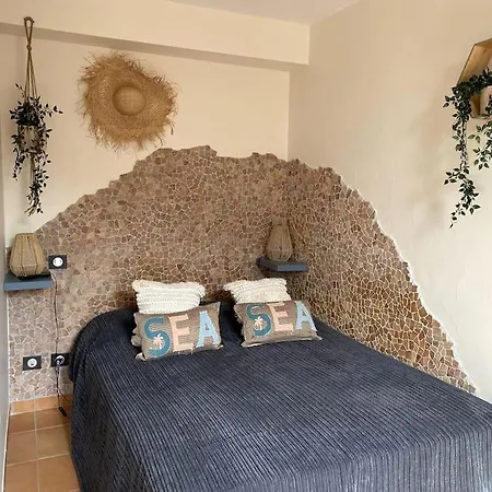 Coquet 2 Pieces Au Centre De Appartamento